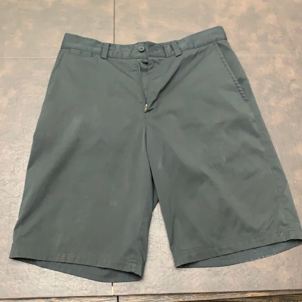 Nike Golf shorts - size 30 - black - dri-fit
